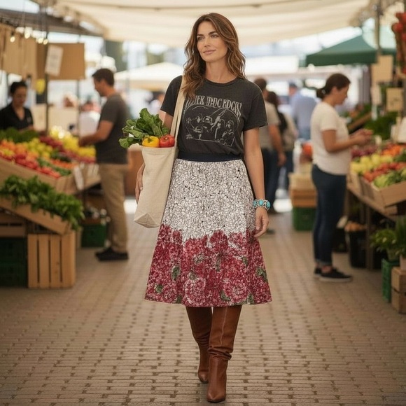 Anthropologie A-Line Skirt B&W to Red Floral Print. Lined. Black Lace Detail 6 - Picture 4 of 12